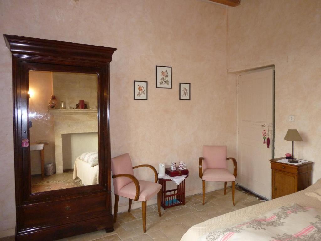 Manoir De L'Hermerel Géfosse-Fontenay Стая снимка